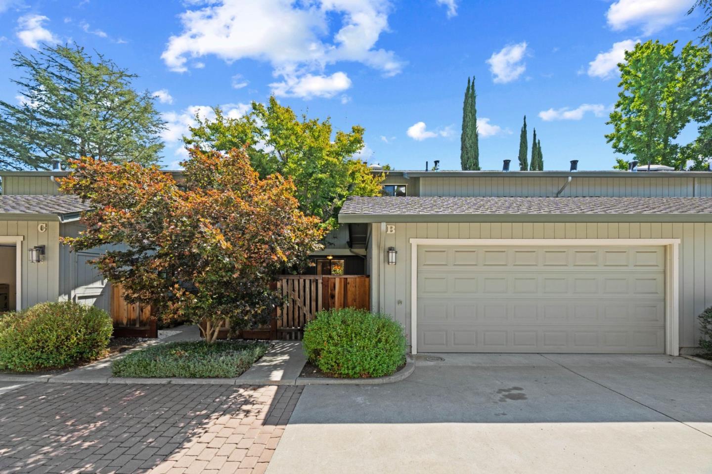 1165 Smith Avenue, Unit B Campbell, CA 95008 - Photo 5 of 46 a front view of a house with garden
