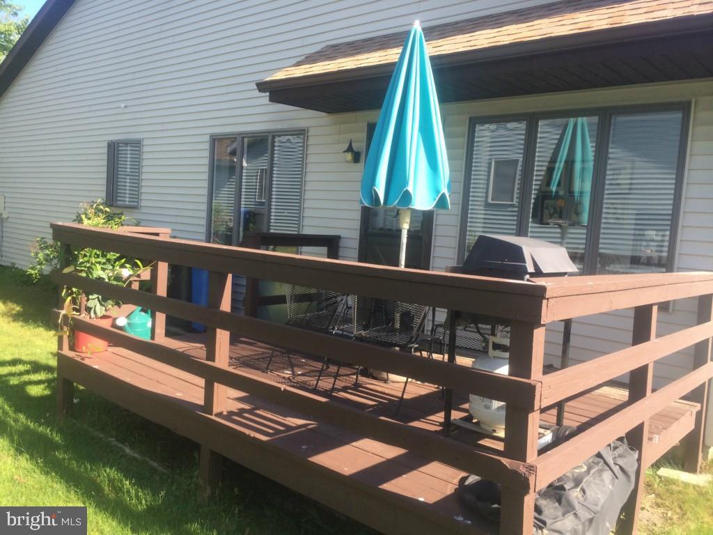 95 Ash Road, Unit 4 Manahawkin, NJ 08050 - Photo 2 of 15 Gallery Image 2