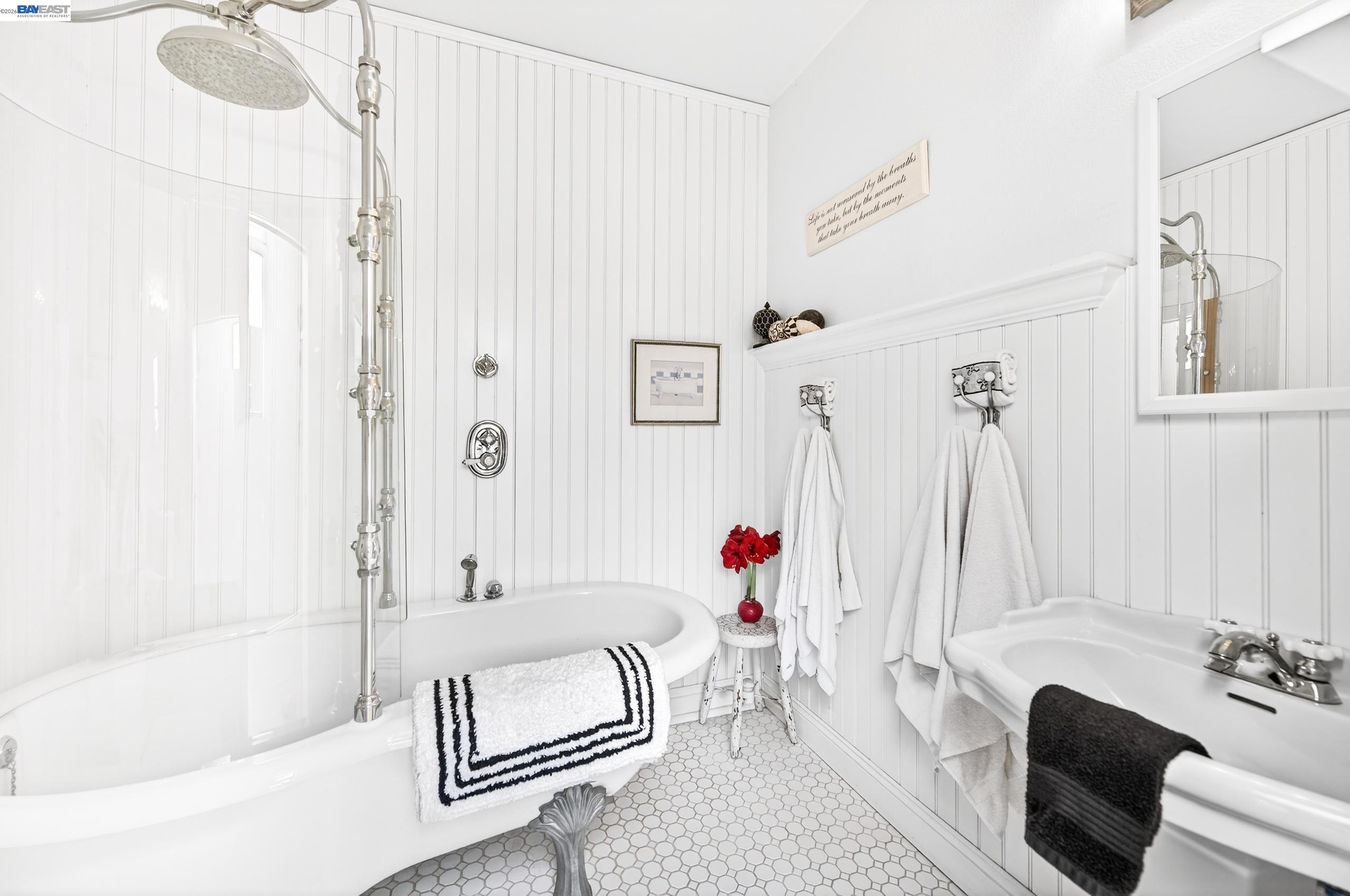 10700 Foothill Road Sunol, CA 94586 - Photo 13 of 60 a bathroom with a sink and a bathtub