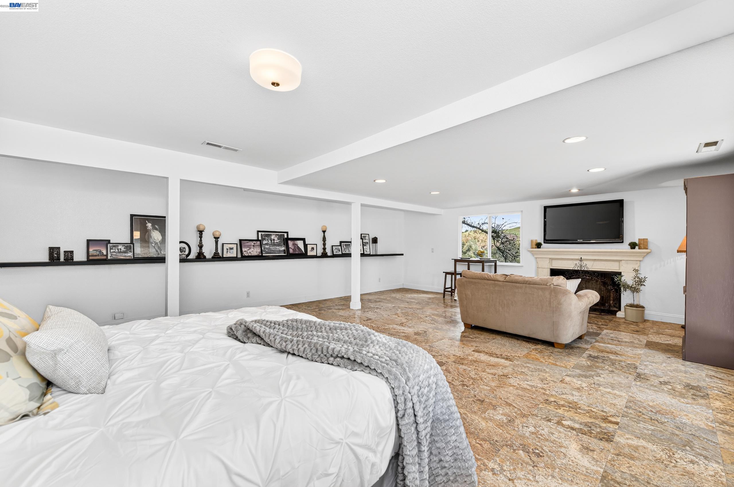 10700 Foothill Road Sunol, CA 94586 - Photo 33 of 59