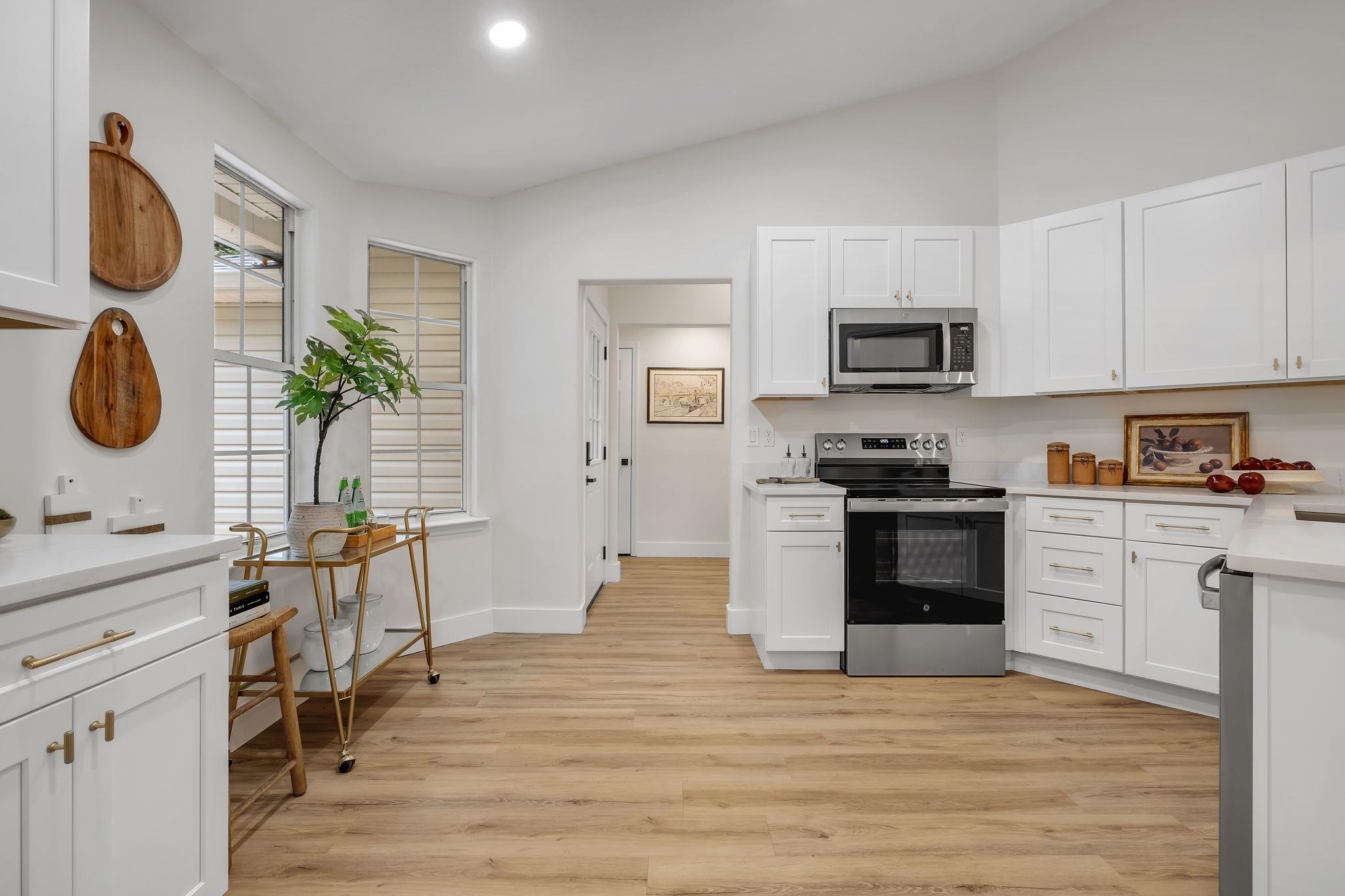 1638 Folkstone Road Tallahassee, FL 32312 - Photo 6 of 29