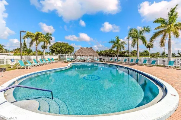 $140,000 | 10 Abilene Trail, Unit 192, Naples, FL 34113