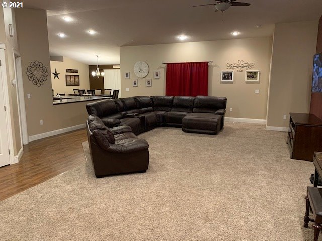71492 Gateway Lane Pendleton, OR 97801 - Photo 3 of 14 Gallery Image 3