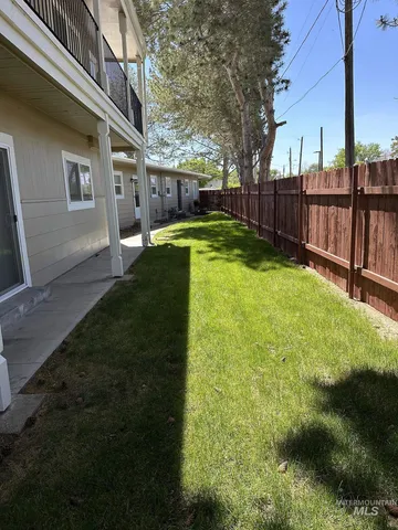 $2,150,000 | 305 Northwest 8th Avenue, Ontario, OR 97914