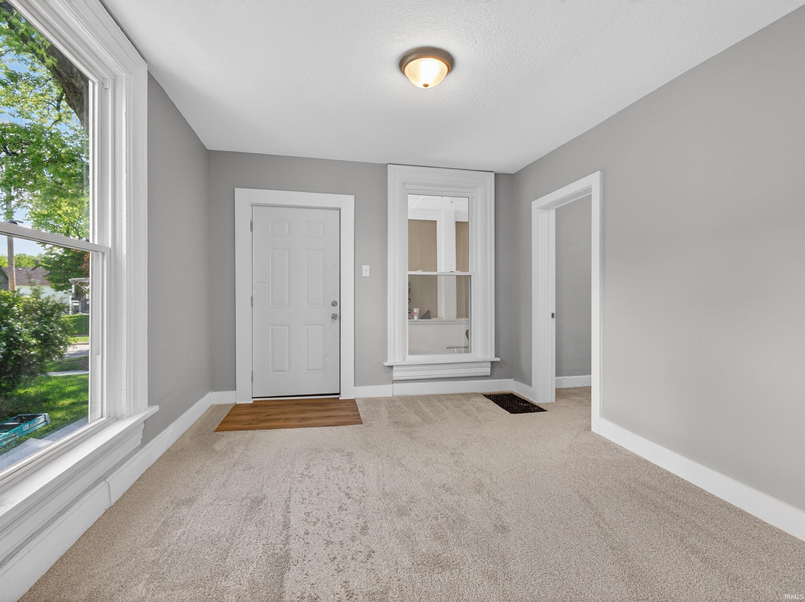 1608 Sinclair Street Fort Wayne, IN 46808 - Photo 5 of 27