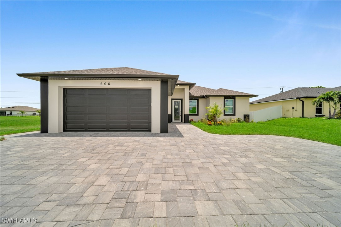 606 Chiquita Blvd North  