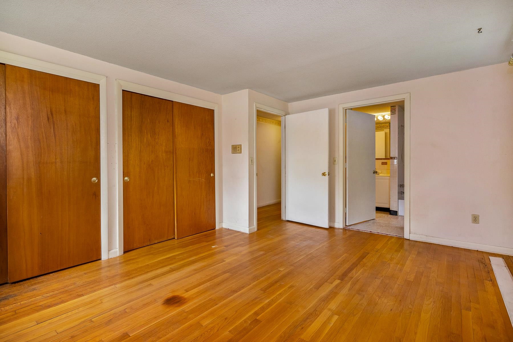 22 Harding Road Portsmouth, NH 03801 - Photo 13 of 33
