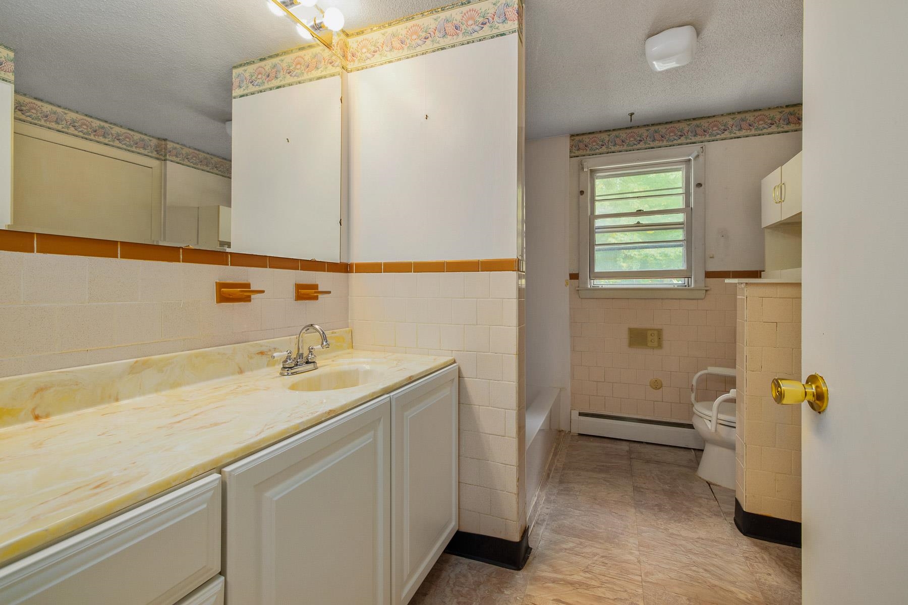 22 Harding Road Portsmouth, NH 03801 - Photo 14 of 33