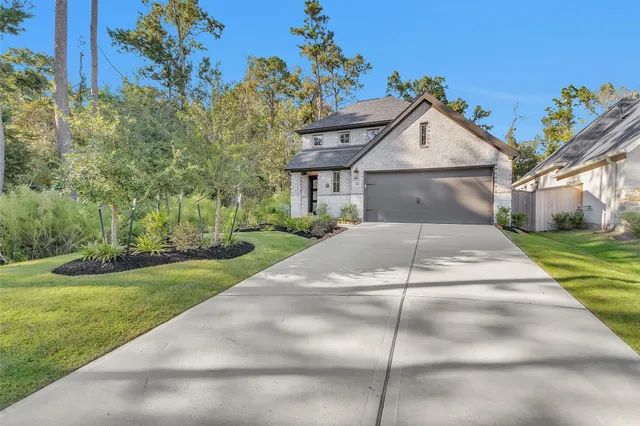 $415,000 | 340 Water Tupelo Drive, Montgomery, TX 77316