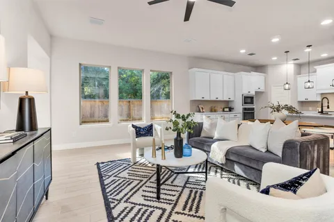 $415,000 | 340 Water Tupelo Drive, Montgomery, TX 77316