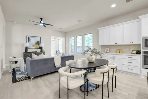 $415,000 | 340 Water Tupelo Drive, Montgomery, TX 77316