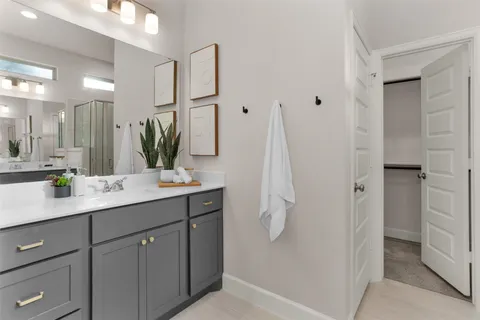 $415,000 | 340 Water Tupelo Drive, Montgomery, TX 77316