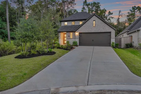 $415,000 | 340 Water Tupelo Drive, Montgomery, TX 77316