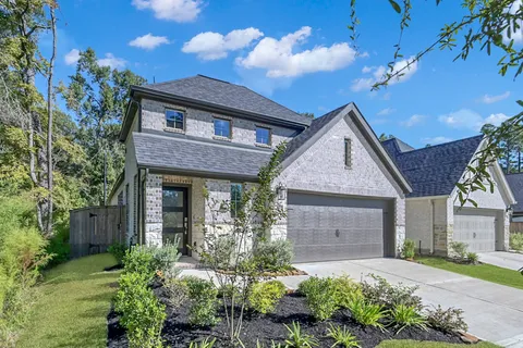 $400,000 | 340 Water Tupelo Drive, Montgomery, TX 77316