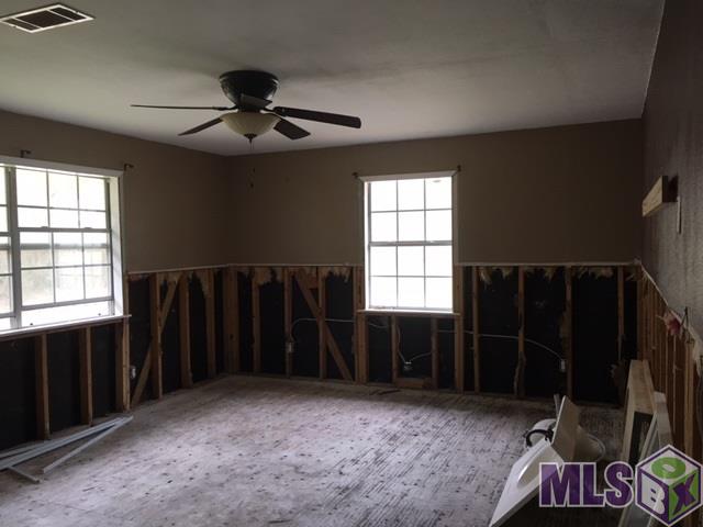 42400 Ivy Lessard Road Gonzales, LA 70737 - Photo 7 of 11 Gallery Image 7