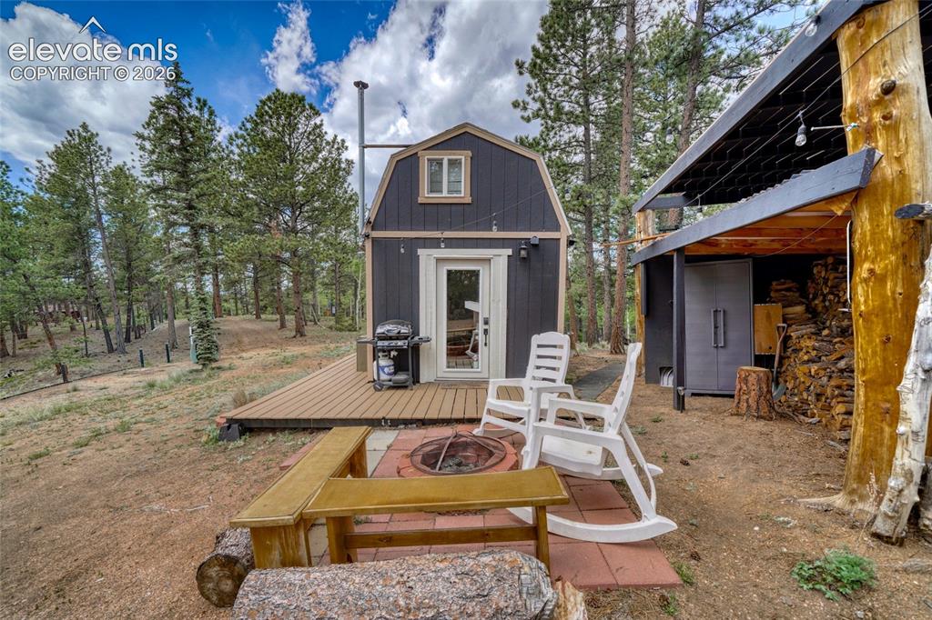 2927 Pathfinder Road Florissant, CO 80816 - Photo 14 of 37
