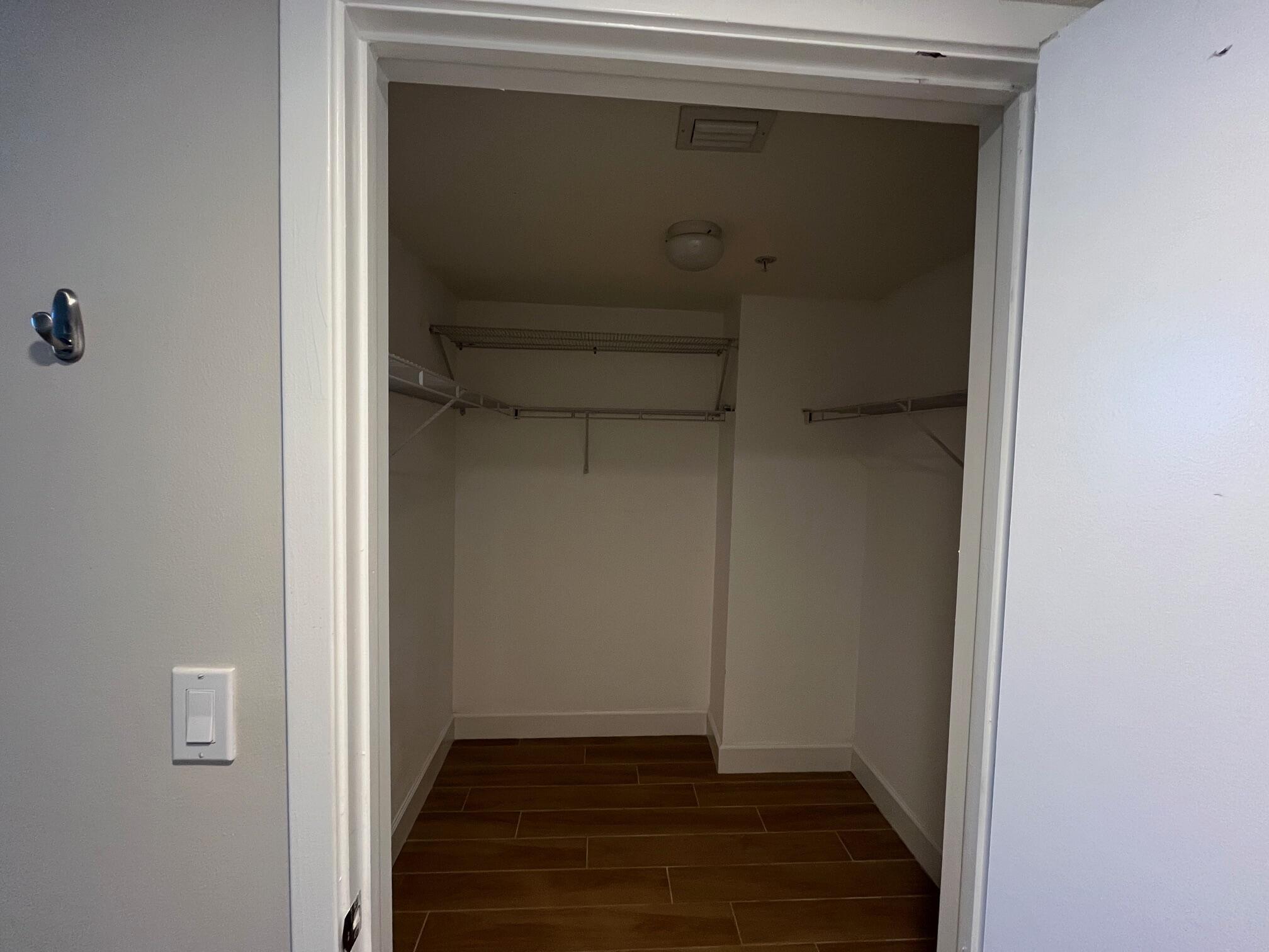 1551 North Flagler Drive, Unit 802 West Palm Beach, FL 33401 - Photo 8 of 31 a view of walk in closet