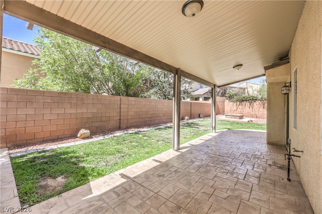 10731 Drake Ridge Avenue Las Vegas, NV 89166 - Photo 6 of 43