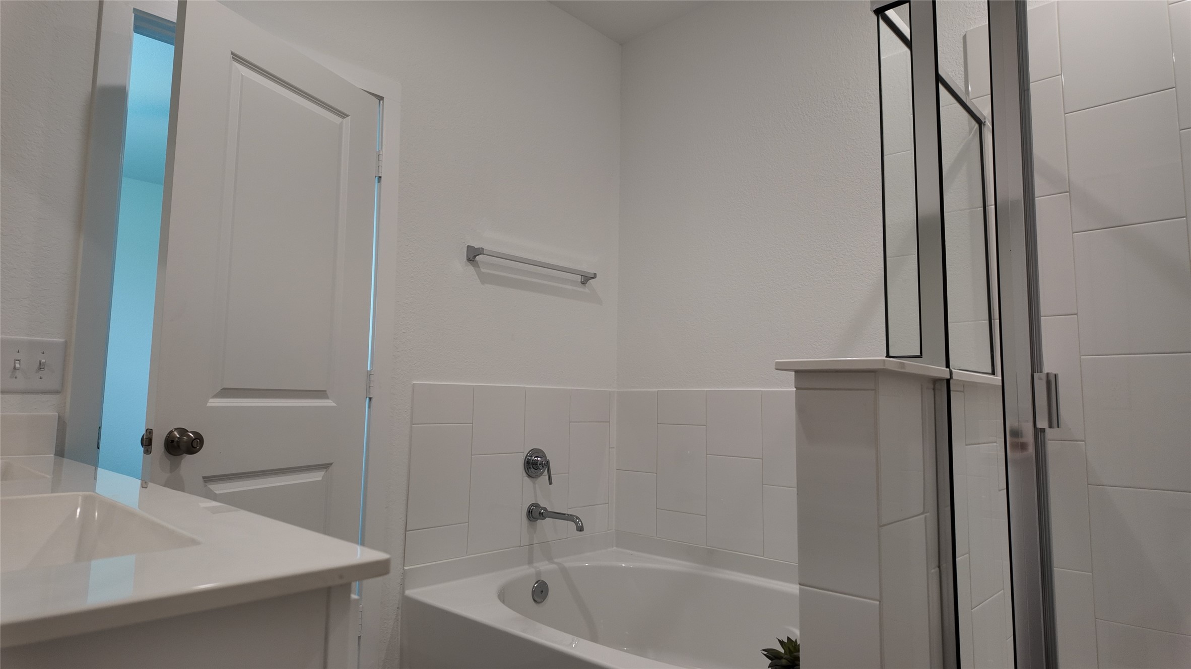 15023 Rustic Moon Road Conroe, TX 77302 - Photo 16 of 18 a bathroom with a bathtub