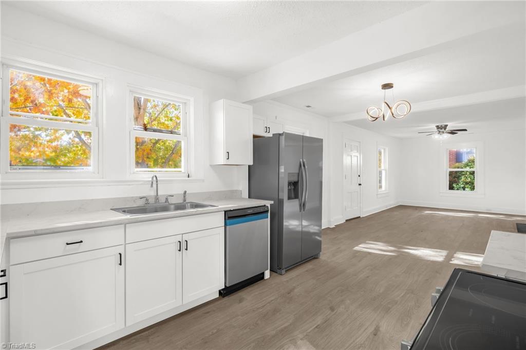 516 South Hamilton Street Eden, NC 27288 - Photo 9 of 46