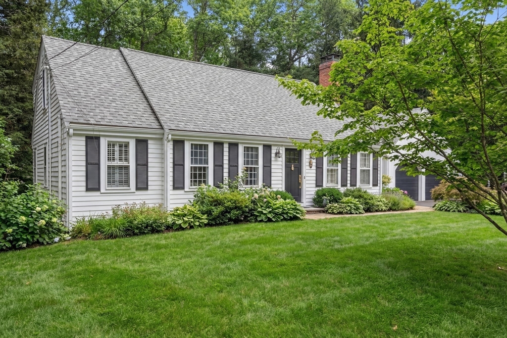 22 Longmeadow Road Hingham, MA 02043 - Photo 33 of 35