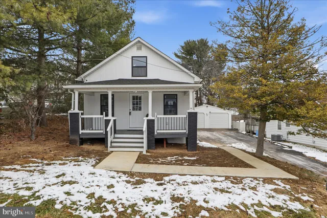 $339,000 | 32 Sullivan Avenue, Westminster, MD 21157