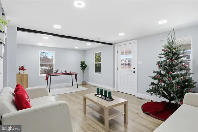 $339,000 | 32 Sullivan Avenue, Westminster, MD 21157