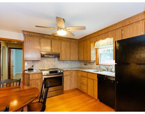 48 Badger Road Boston, MA 02136 - Photo 3 of 28 Gallery Image 3