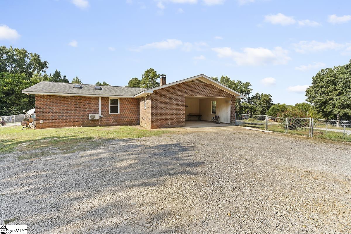 18 Brissy Rock Road Ware Shoals, SC 29692 - Photo 2 of 19 Gallery Image 2