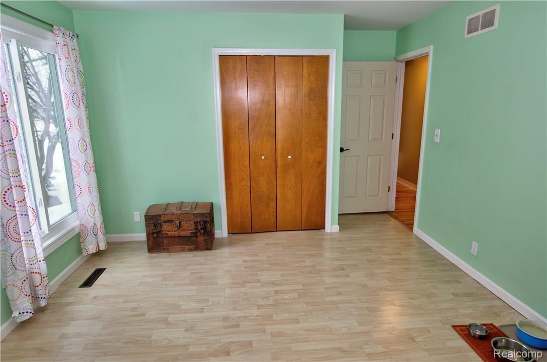 5041 Owen Road Linden, MI 48451 - Photo 43 of 51 DSC_6197_8_9.jpg
