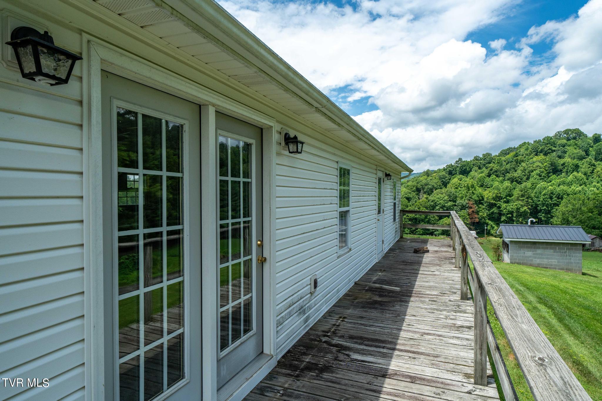 2051 Stage Road Mountain City, TN 37683 - Photo 26 of 64 2051 Stage Road (41 of 69)