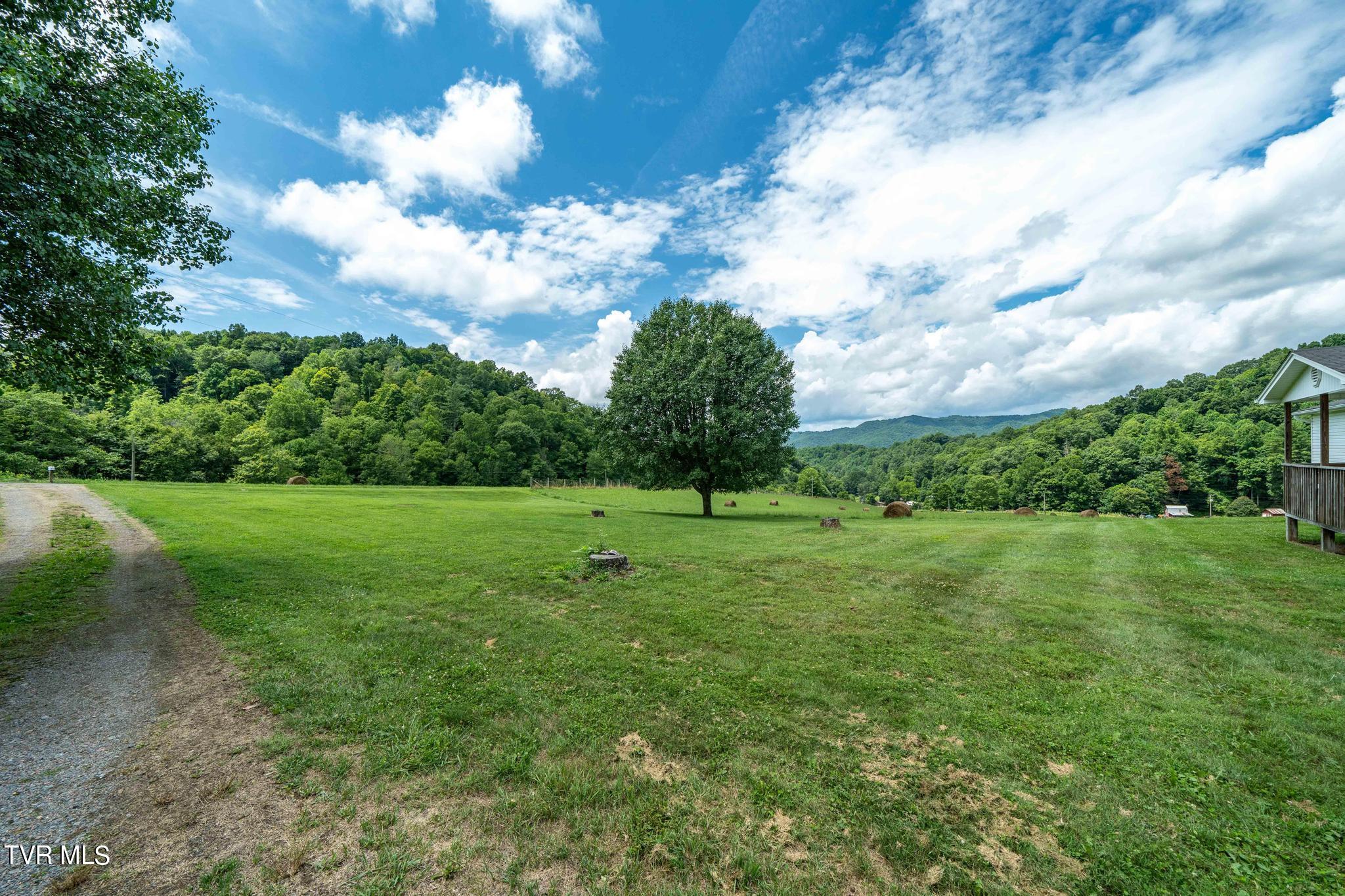 2051 Stage Road Mountain City, TN 37683 - Photo 32 of 64 2051 Stage Road (50 of 69)