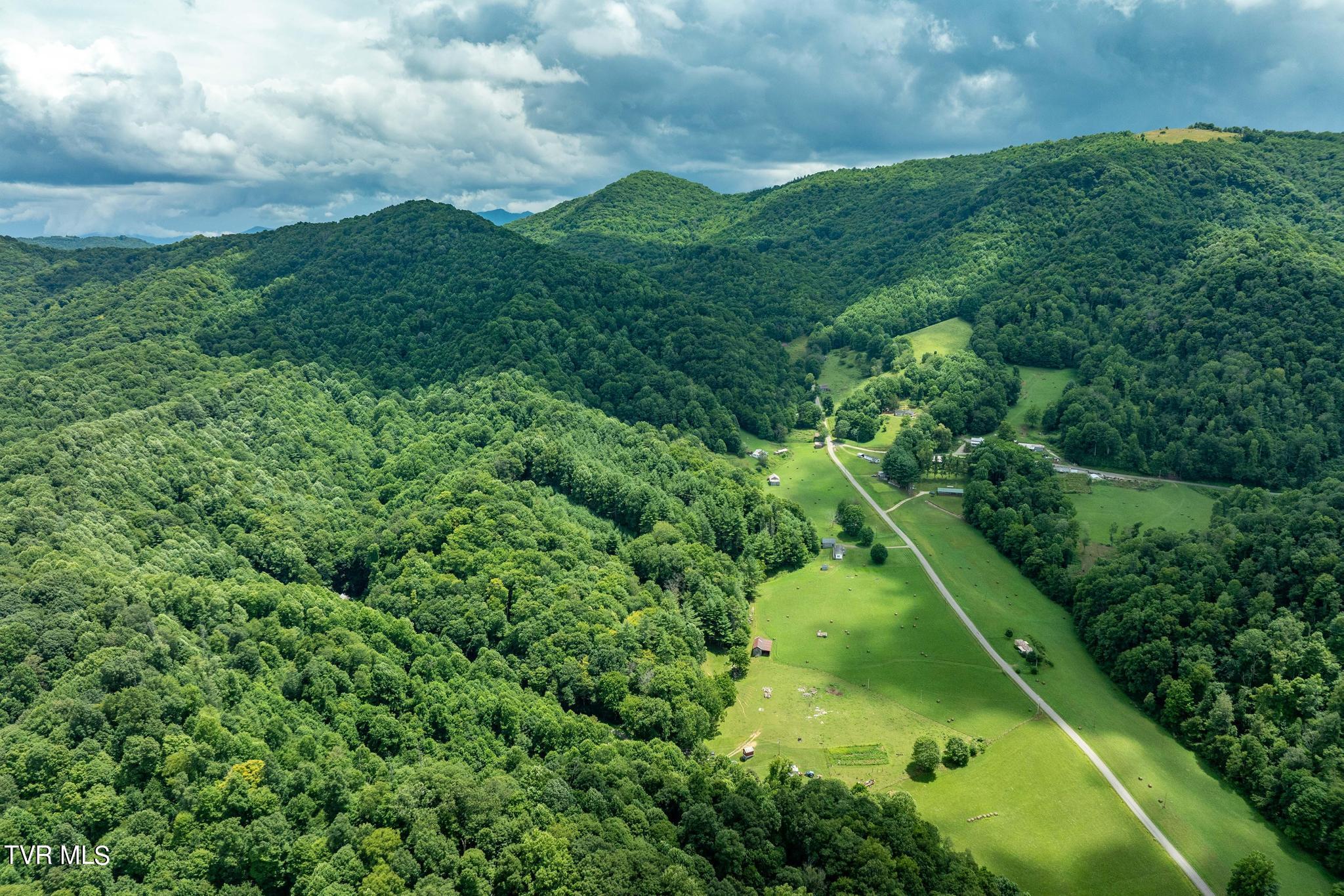 2051 Stage Road Mountain City, TN 37683 - Photo 34 of 64 2051 Stage Road (8 of 69)