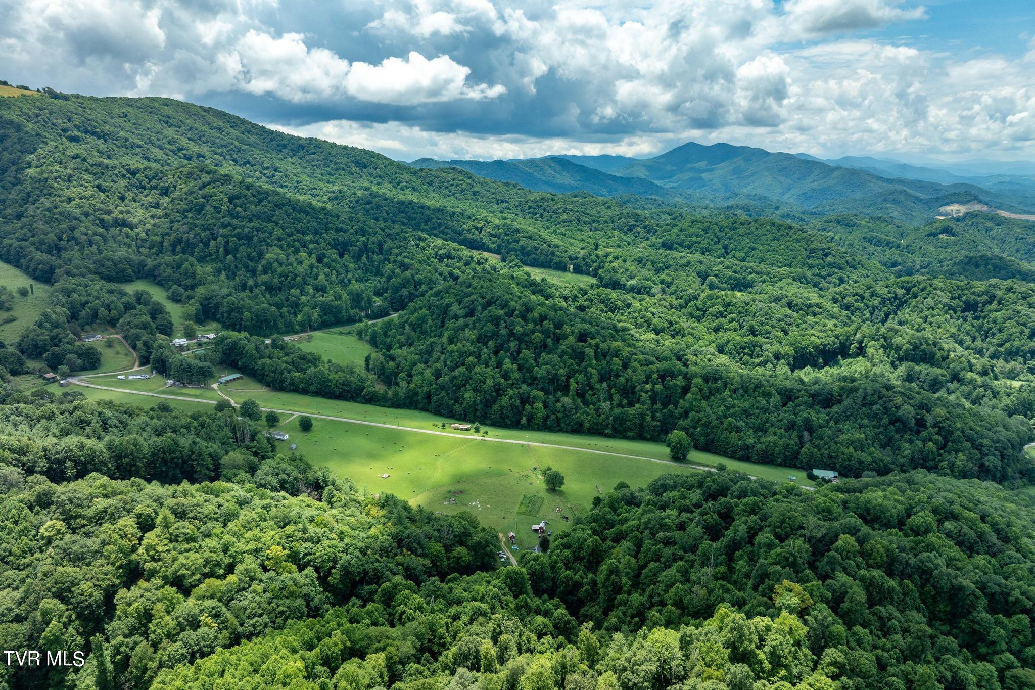 2051 Stage Road Mountain City, TN 37683 - Photo 36 of 64 2051 Stage Road (10 of 69)