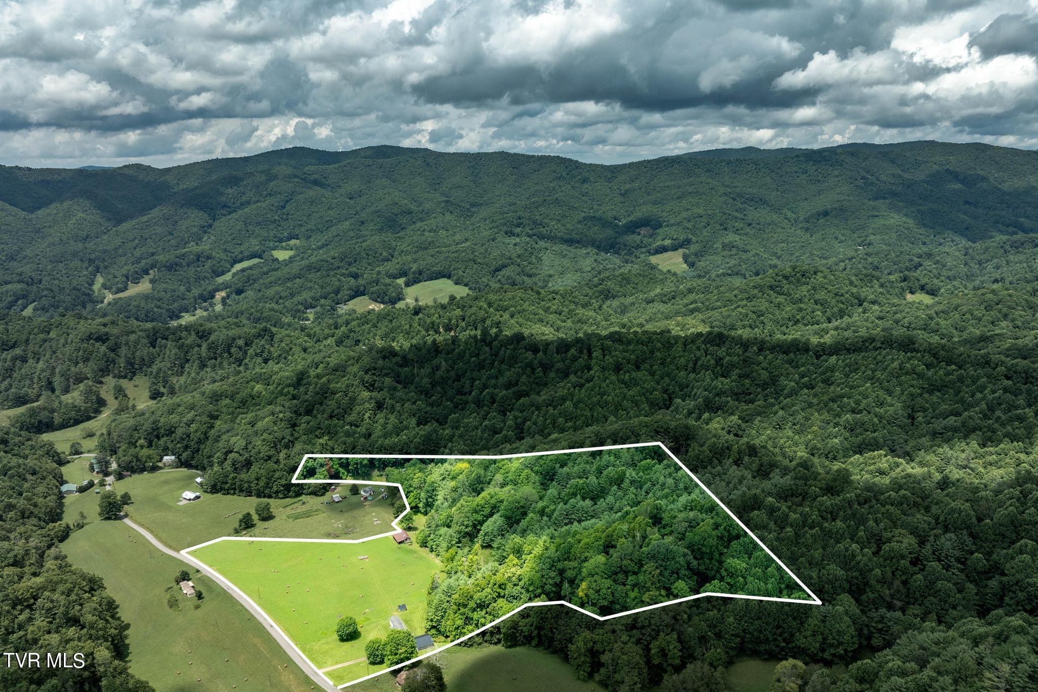 2051 Stage Road Mountain City, TN 37683 - Photo 41 of 64 2051 Stage Road (5 of 69)