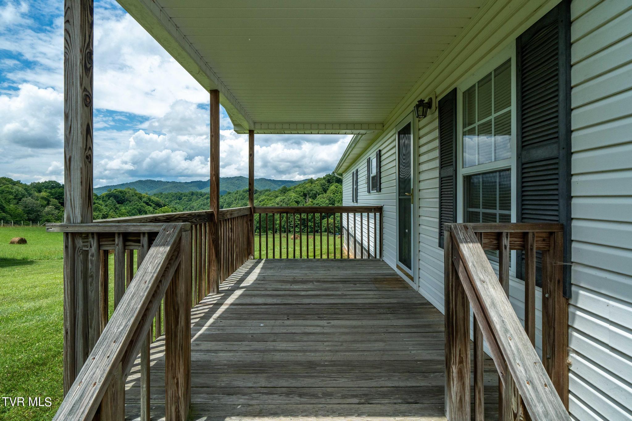 2051 Stage Road Mountain City, TN 37683 - Photo 43 of 64 2051 Stage Road (34 of 69)