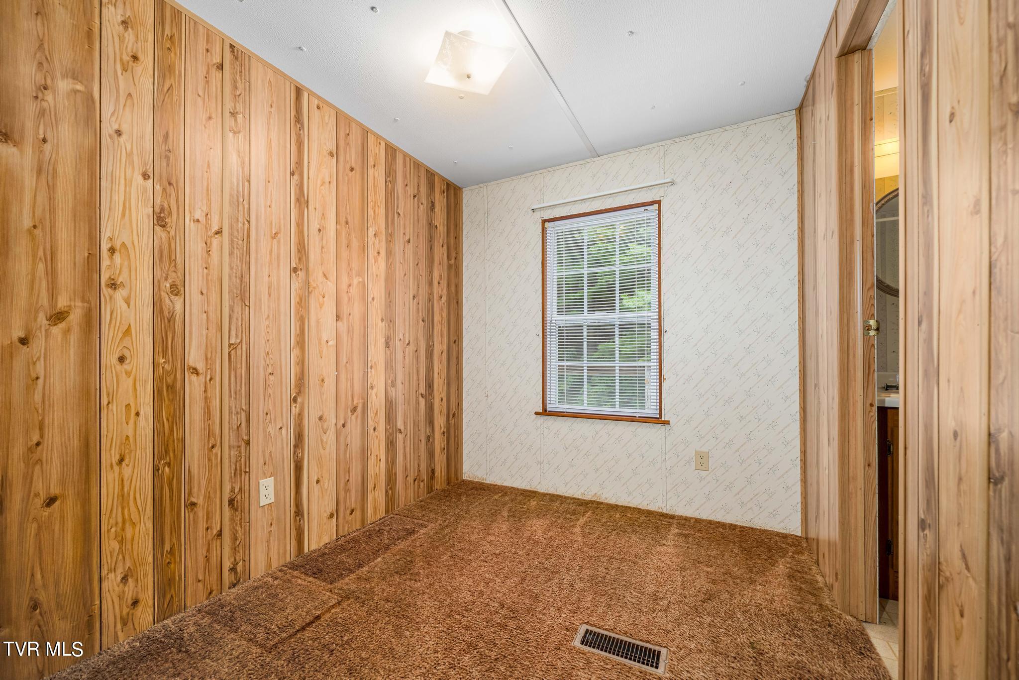 2051 Stage Road Mountain City, TN 37683 - Photo 60 of 64 2051 Stage Road (65 of 69)