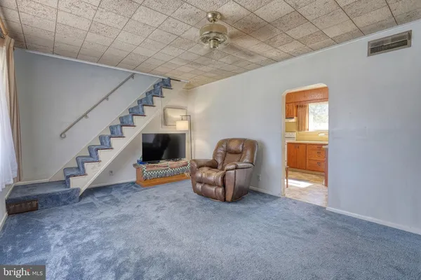 $249,900 | 210 Cumberland Drive, Camp Hill, PA 17011