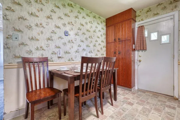$249,900 | 210 Cumberland Drive, Camp Hill, PA 17011