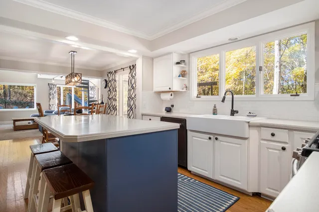 $1,250,000 | 7160 River Valley Drive Southeast, Alto, MI 49302