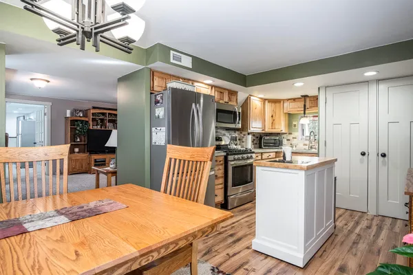 $1,149,000 | 7160 River Valley Drive Southeast, Alto, MI 49302