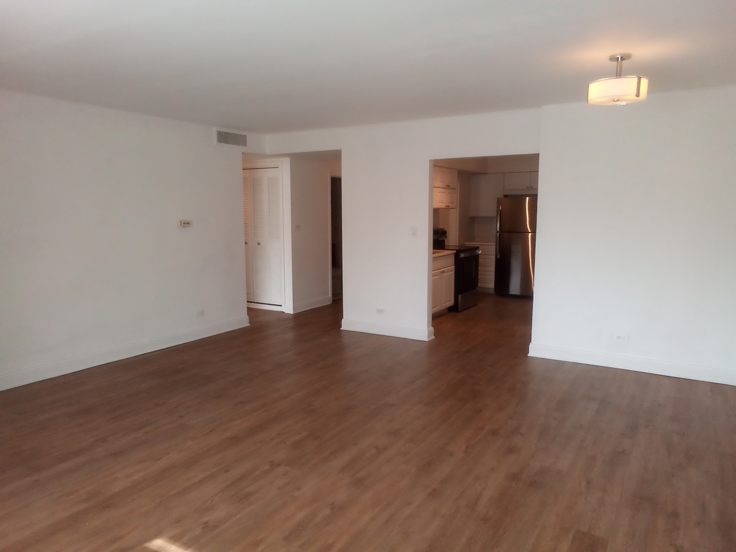 835 Ridge Avenue, Unit 206 Evanston, IL 60202 - Photo 4 of 26