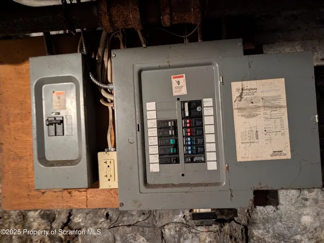 $214,995 | 517-519 Luzerne Street, Scranton, PA 18504