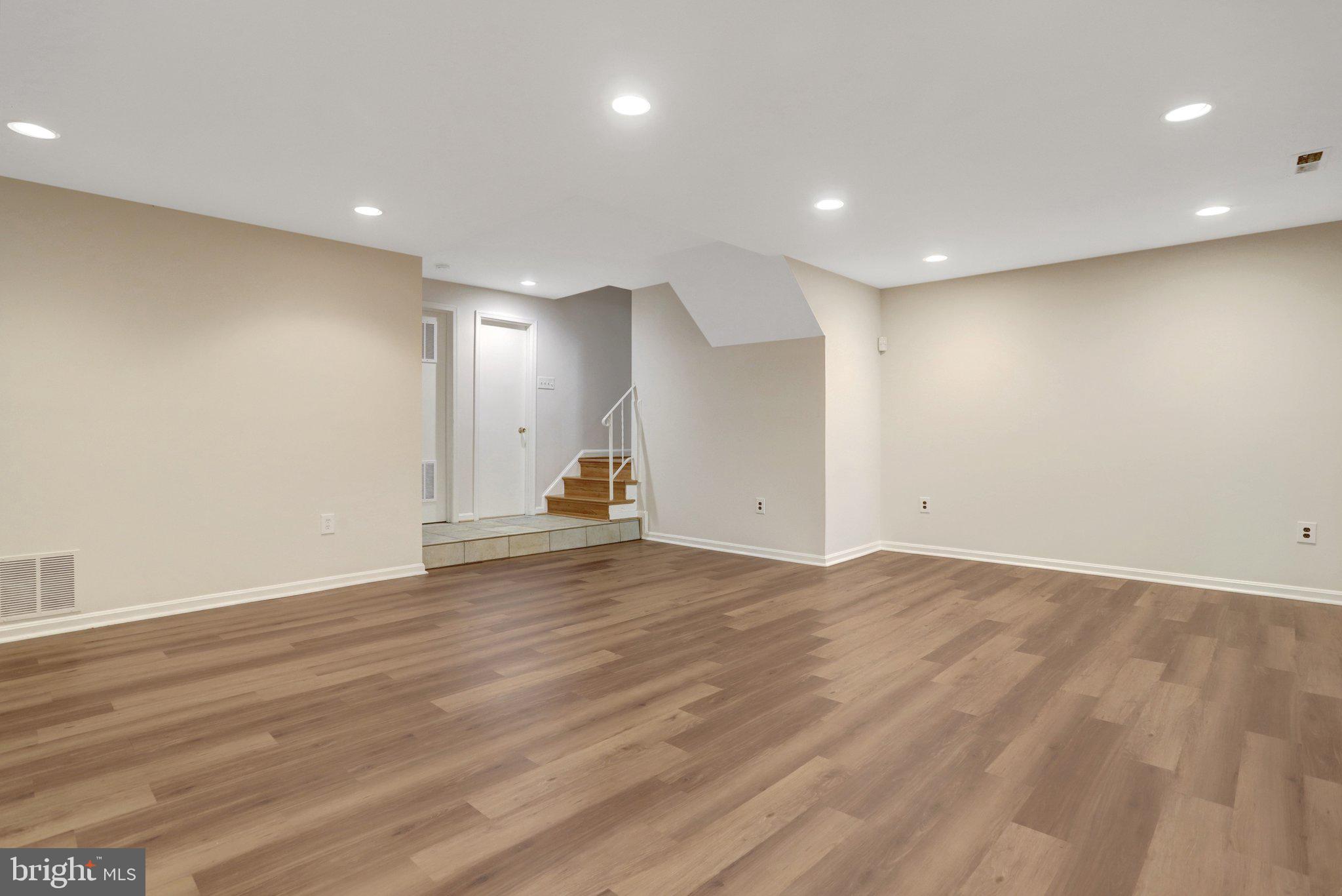7416 Spring Tree Drive Springfield, VA 22153 - Photo 43 of 60 Gallery Image 43
