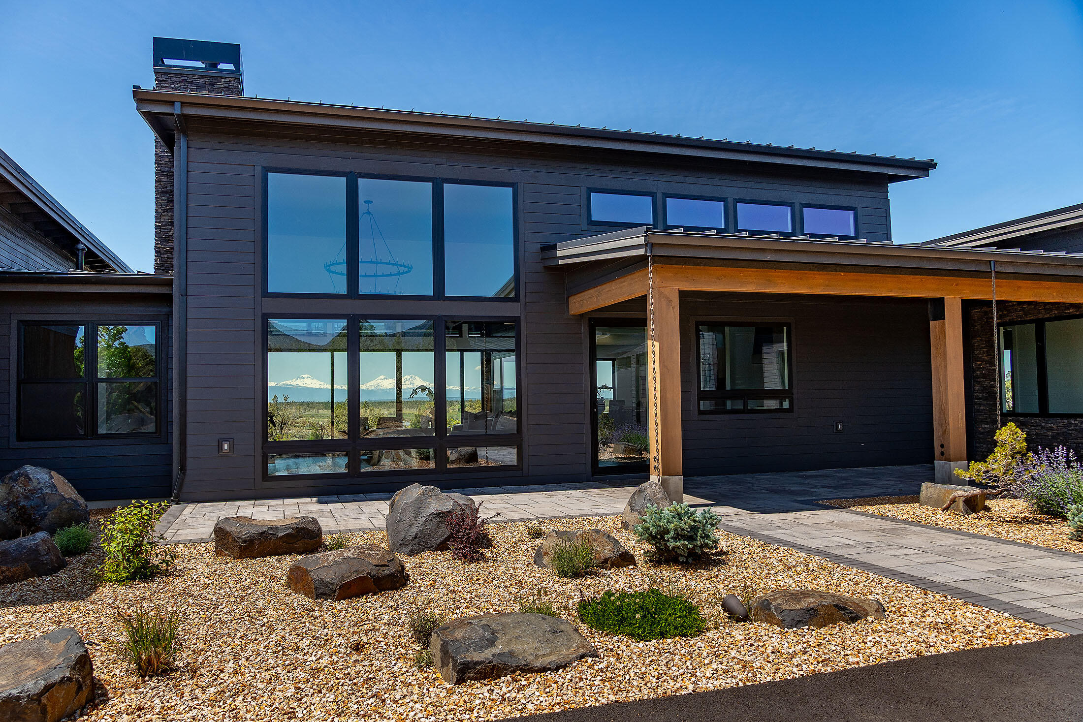 16990 Southwest Grandview Road Powell Butte, OR 97753 - Photo 7 of 46 Gallery Image 7