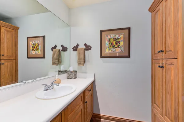 $750,000 | 865 Majestic Pines Drive, Unit 125, Mammoth Lakes, CA 93546