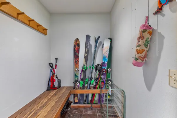 $750,000 | 865 Majestic Pines Drive, Unit 125, Mammoth Lakes, CA 93546