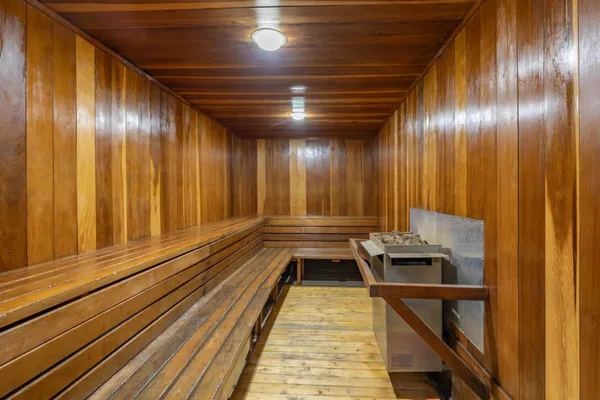 $750,000 | 865 Majestic Pines Drive, Unit 125, Mammoth Lakes, CA 93546