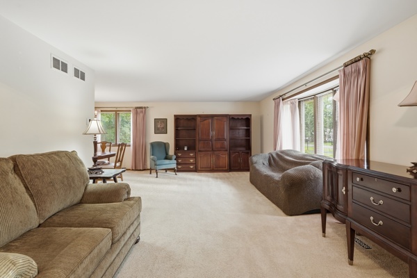 3459 Huntington Terrace Crete, IL 60417 - Photo 10 of 34