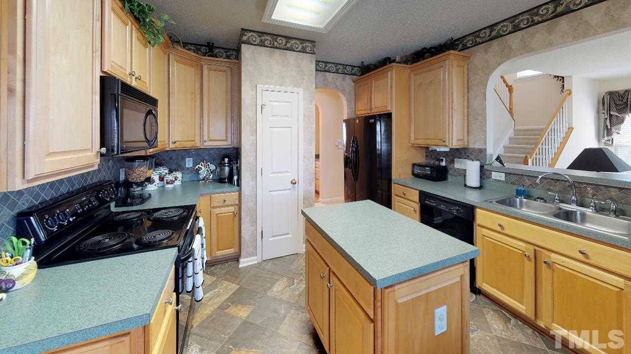 3501 Sunapee Court Raleigh, NC 27616 - Photo 7 of 25 Gallery Image 7